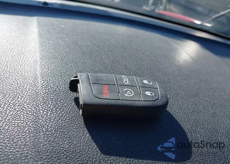 2015 Chrysler 300 300S z USA, uszkodzony, nr VIN 2C3CCABG9FH802835